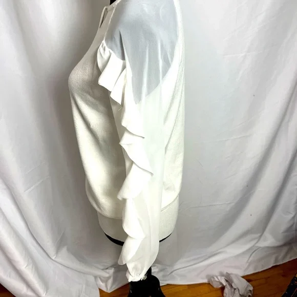 Allegra Gold sweater with cut out and sheer mermaid sleeves - Picture 3 of 9